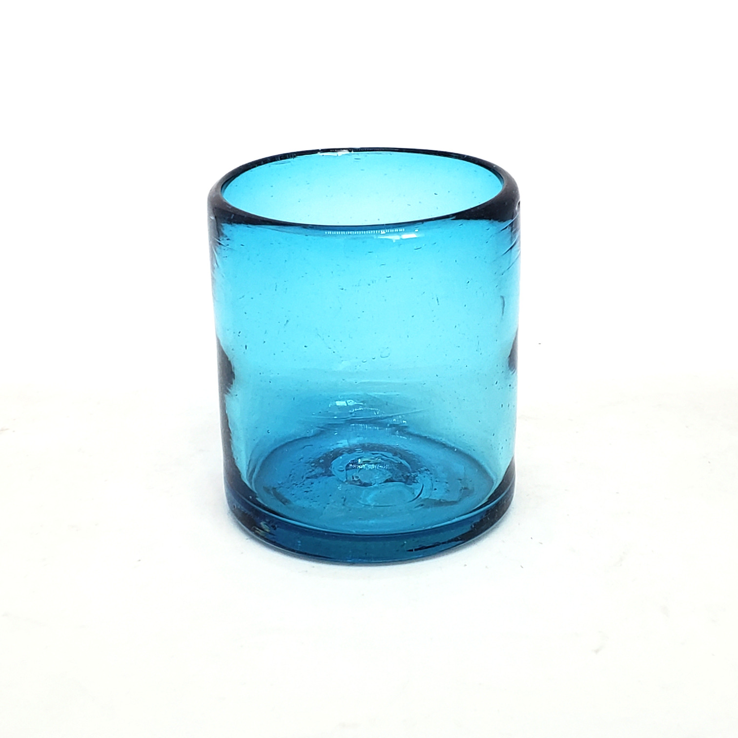 VIDRIO SOPLADO / Vasos chicos 9 oz color Azul Aguamarina Sólido (set de 6) / Éstos artesanales vasos le darán un toque colorido a su bebida favorita.